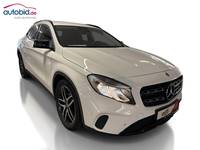 Skats no labās puses priekšā