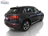 Skats no labās puses aizmugurē