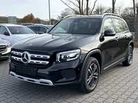 Skats no kreisās puses priekšā