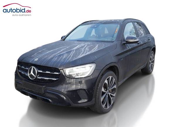 Skats no kreisās puses priekšā