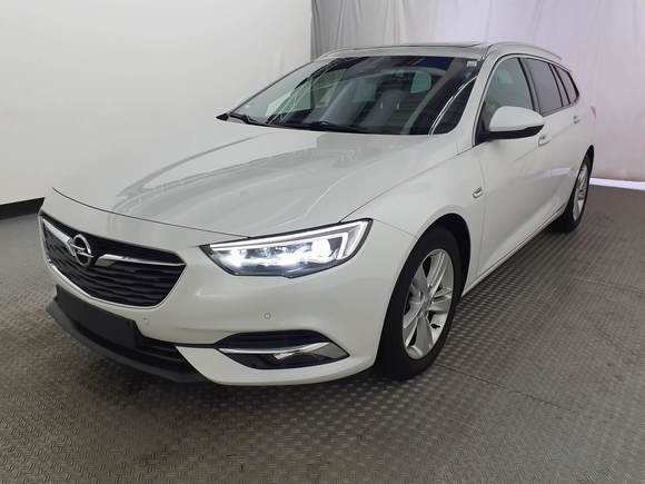 Pogled od napred levo