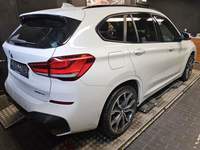 Widok z tyłu po stronie prawej