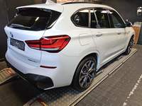 Widok z tyłu po stronie prawej