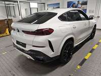 Widok z tyłu po stronie prawej