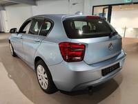 Vaade tagant vasakult