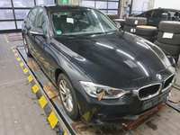 Skats no labās puses priekšā