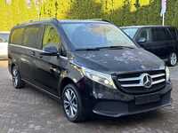 Skats no labās puses priekšā