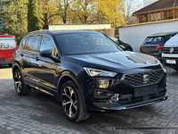 Skats no labās puses priekšā