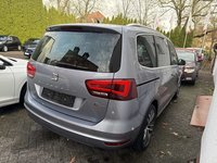 Skats no labās puses aizmugurē