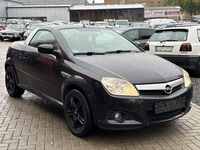 Skats no labās puses priekšā