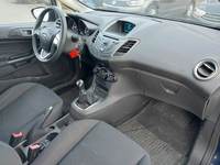 Вид на салон