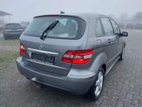 Вид сзади справа