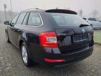 Вид сзади слева