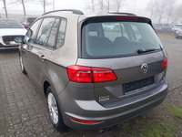 Вид сзади слева