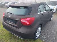 Вид сзади справа