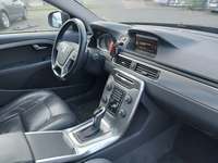 Вид на салон