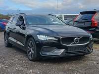 Skats no labās puses priekšā