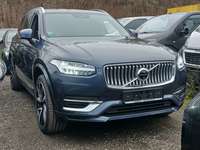 Skats no labās puses priekšā