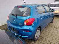 Вид сзади слева