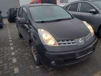 Вид спереди справа