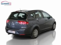 Pogled od pozadi desno