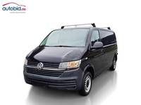 Skats no kreisās puses priekšā