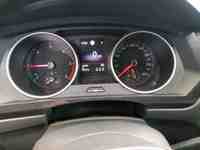 Pogled na kombinovani instrument