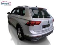 Pogled od pozadi levo