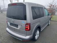 Вид сзади справа