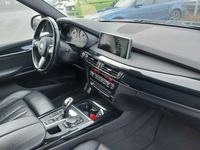 Вид на салон