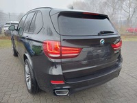 Вид сзади слева