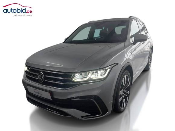 Pogled sprijeda lijevo