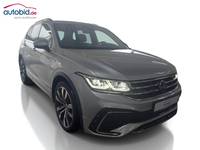 Pogled sprijeda desno