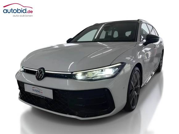 Pogled sprijeda lijevo