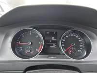 Pogled na kombinovani instrument