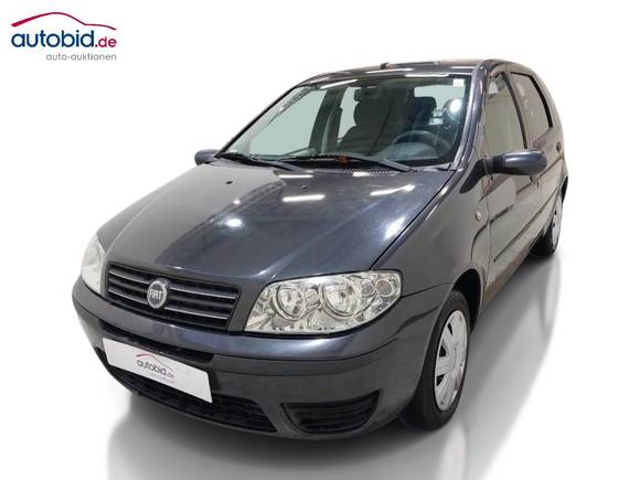 Pogled sprijeda lijevo