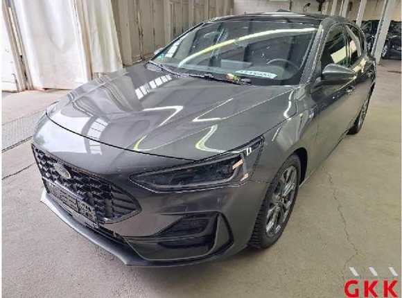 Skats no kreisās puses priekšā