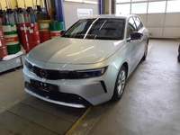 Skats no kreisās puses priekšā