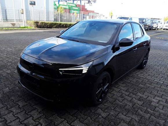 Skats no kreisās puses priekšā