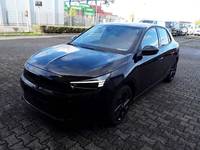 Skats no kreisās puses priekšā