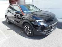 Skats no labās puses priekšā