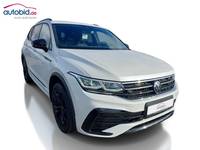 Pogled sprijeda desno