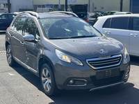 Skats no labās puses priekšā