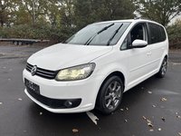 Skats no kreisās puses priekšā