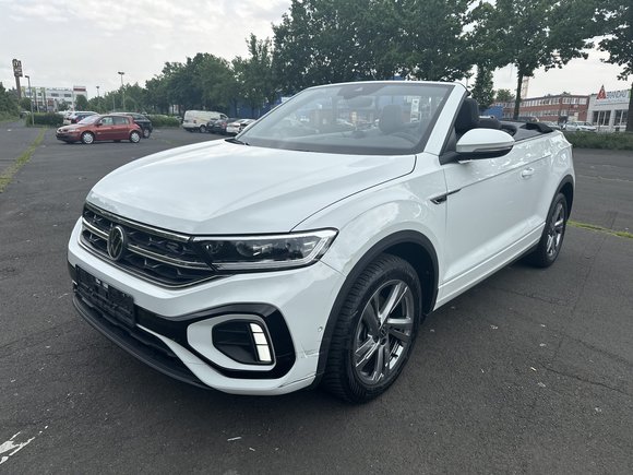 Skats no kreisās puses priekšā