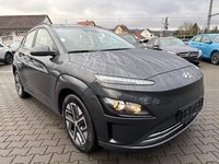 Skats no labās puses priekšā