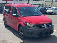 Skats no labās puses priekšā