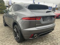 Pogled od pozadi levo