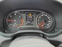 Pogled na kombinovani instrument