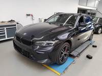 Skats no kreisās puses priekšā